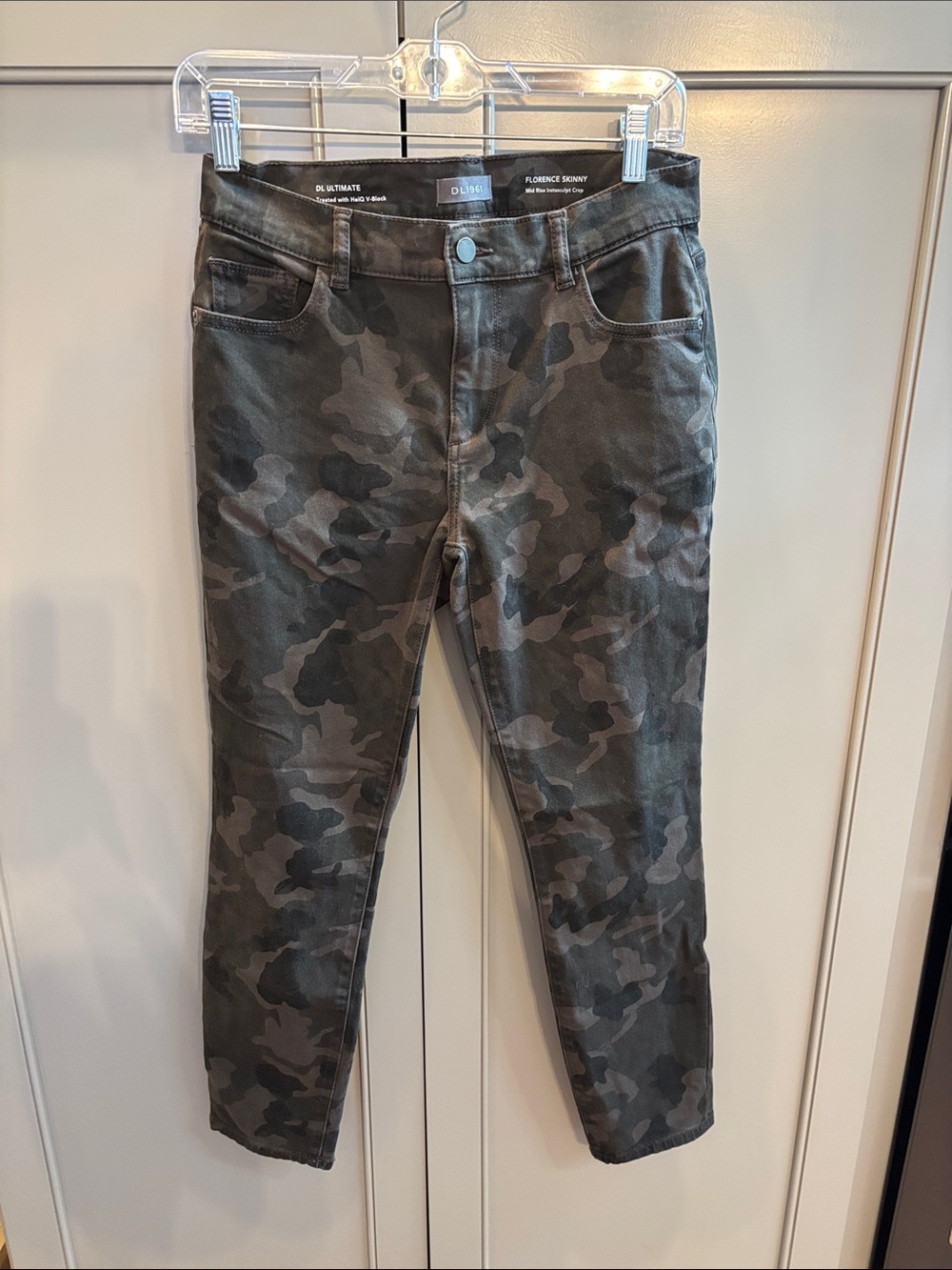 DL1961 Florence Skinny Camo Jeans in Olive and Black 27
